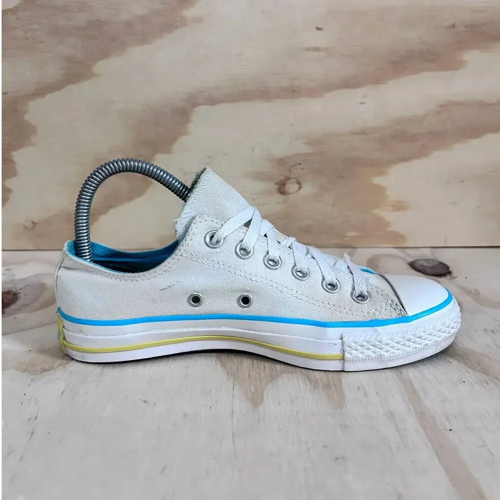 Converse All Star - CT Low Top Skate - Sneakers - White/Blue - Women's - 7